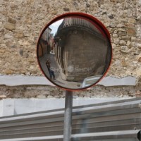 Зеркало обзорное  дорожное круглое с защитным козырьком с устройством электрообогрева O 600мм оптом