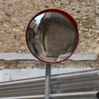 Зеркало обзорное  дорожное круглое с защитным козырьком O 900мм оптом